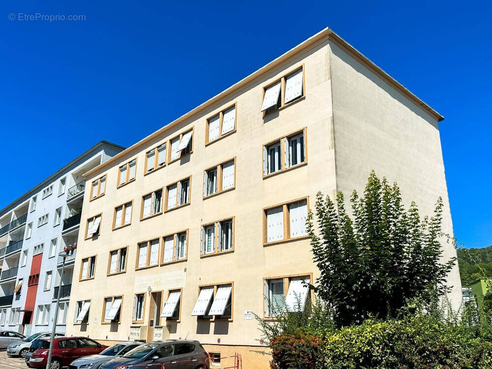 Appartement à SCY-CHAZELLES