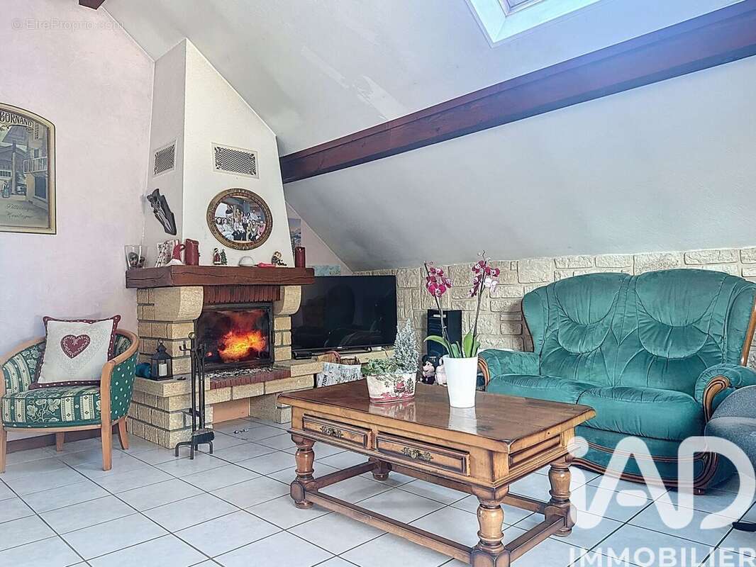 Photo 3 - Appartement à PERS-JUSSY