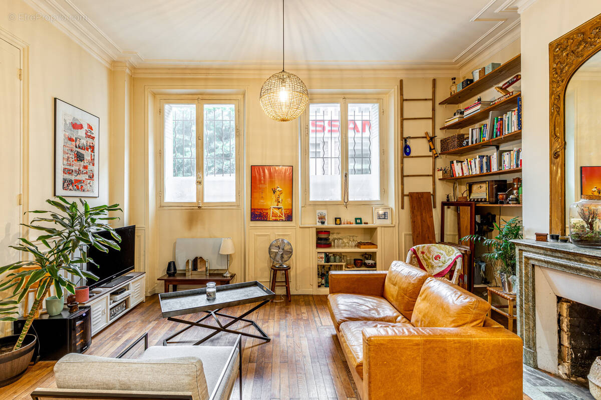 Appartement à PARIS-18E