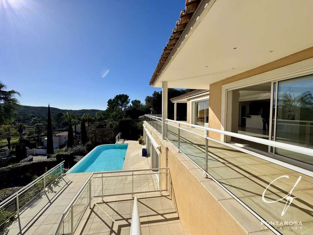 Maison à SAINT-RAPHAEL