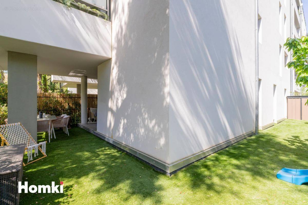 Appartement à MARSEILLE-8E