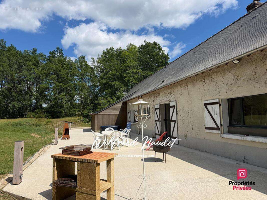 Maison à PARIGNE-L'EVEQUE