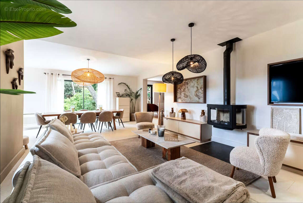 Maison à VILLENEUVE-LES-AVIGNON