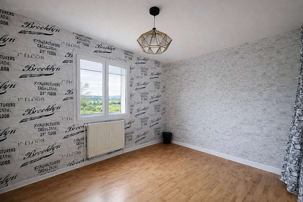 Maison à BELLOY-EN-FRANCE