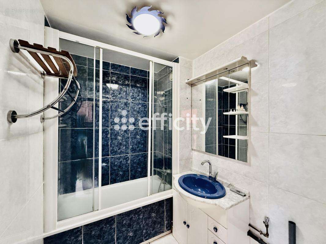 Appartement à MONTROUGE