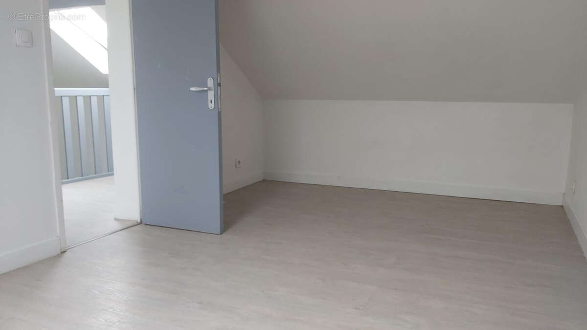Appartement à LIANCOURT