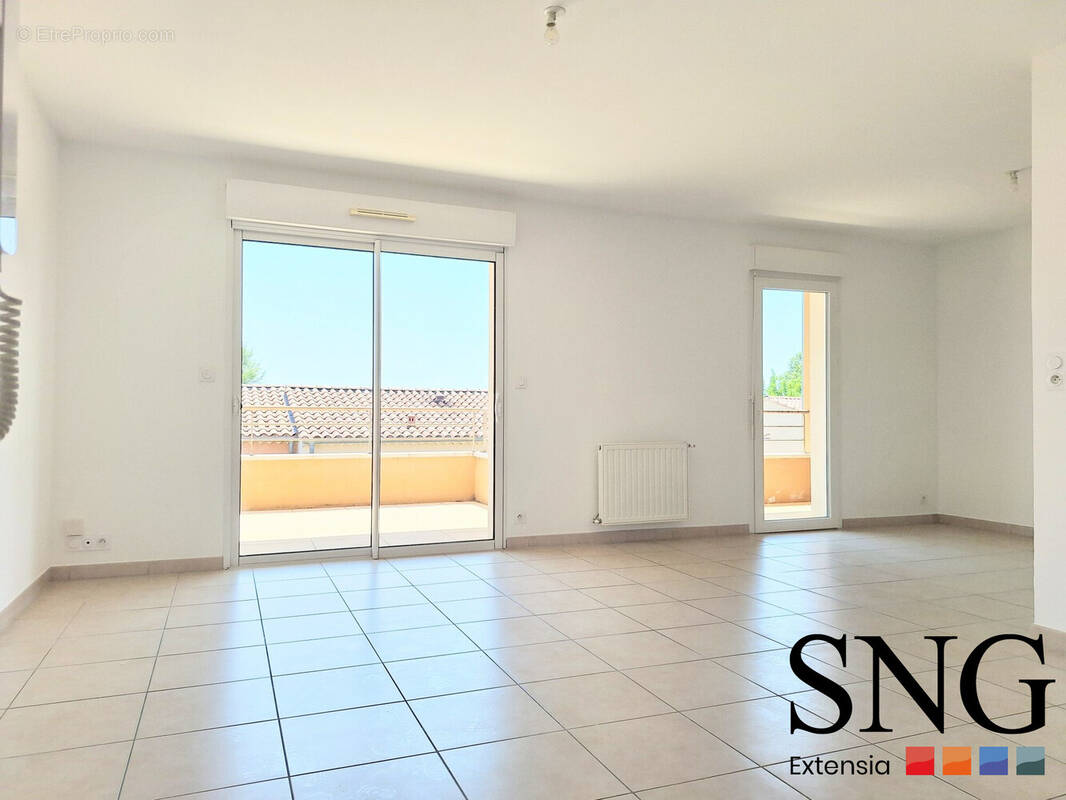 Appartement 66 m² à Le Thor  - photo 1