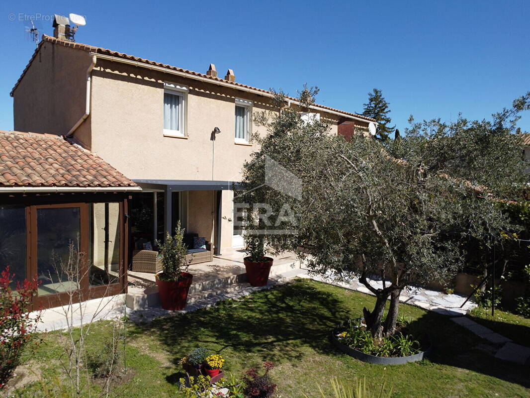 Maison à LES MEES