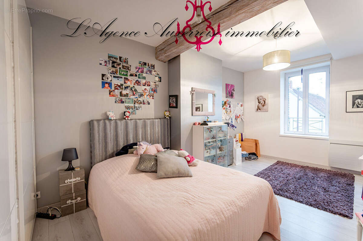 Maison à CEZY