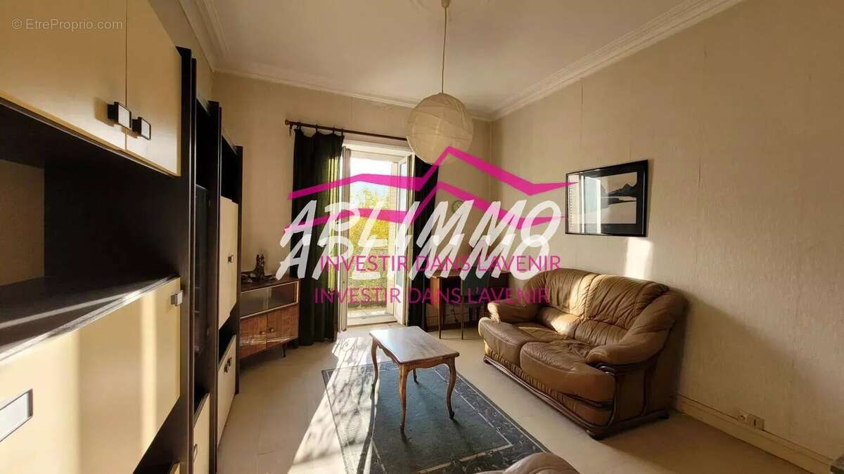 Appartement à LE TEIL