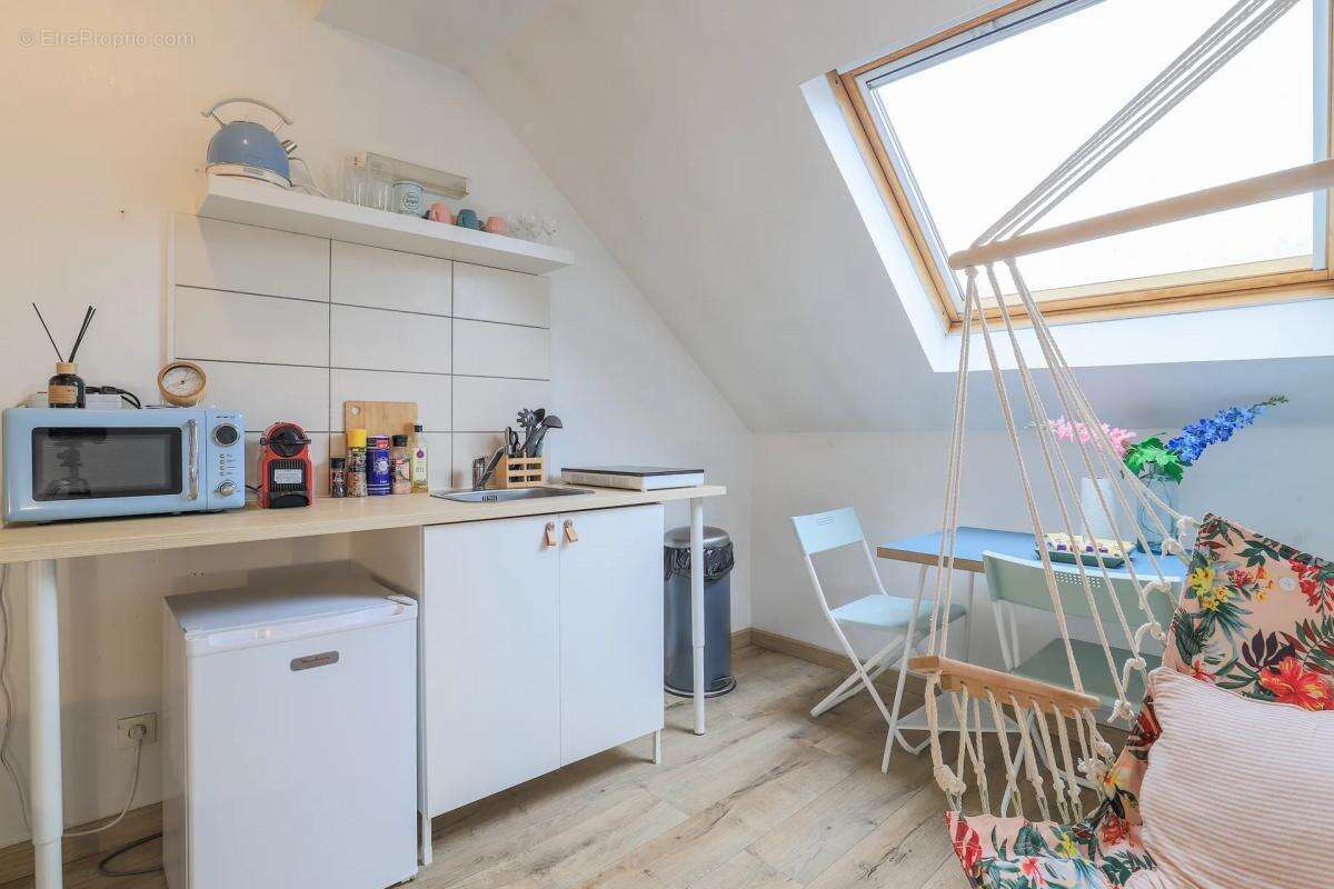 Maison à AVESNES-SUR-HELPE