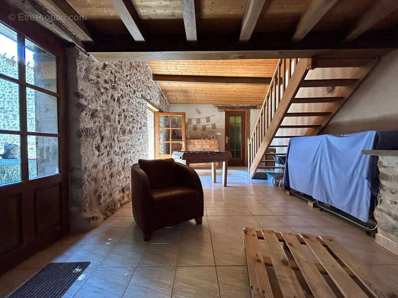 Maison à CHANTECORPS