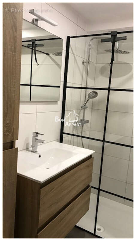 Appartement à LEXY