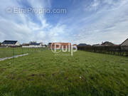 Terrain à AIRE-SUR-LA-LYS
