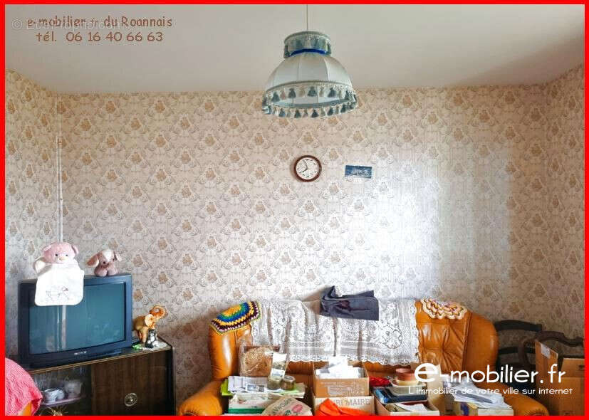 Maison à SAINT-CYR-DE-FAVIERES