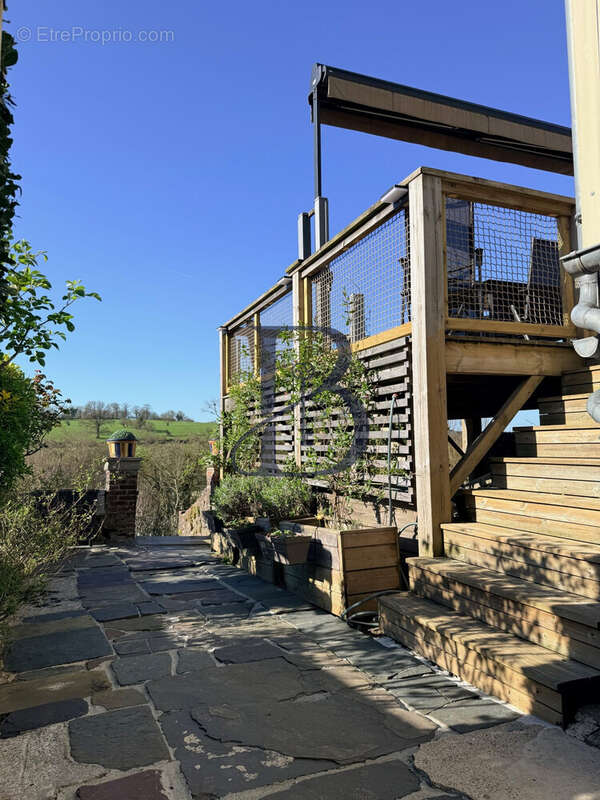 Maison à VILLEDIEU-LES-POELES