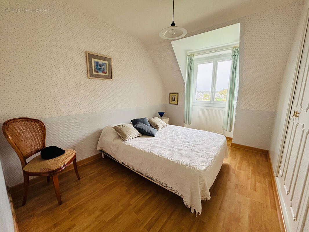 Spacieuse maison familiale 4 chambres centre de saint lyphard - photo 11