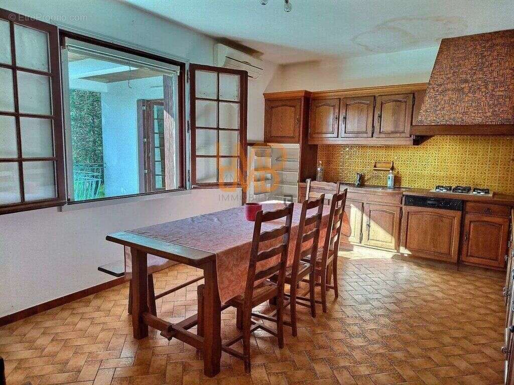 Maison à CHERBONNIERES