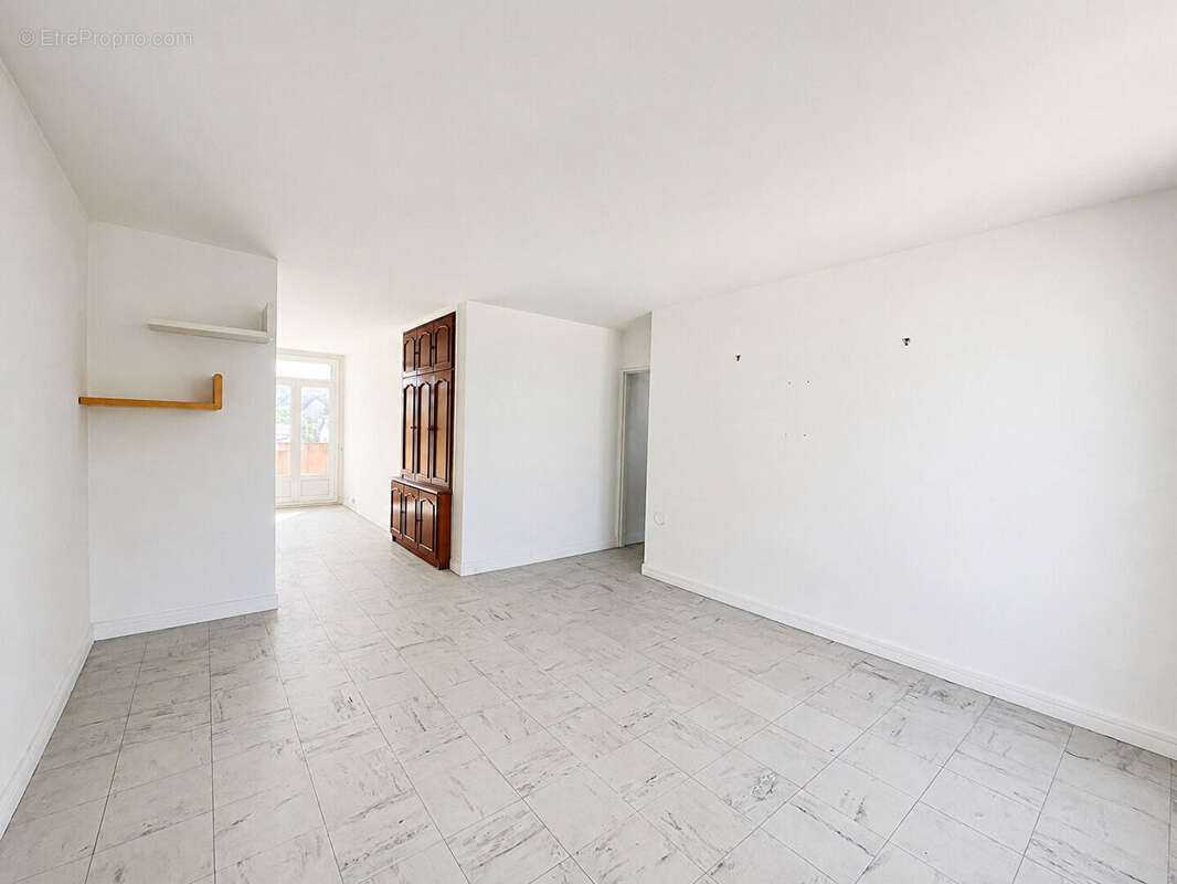 Appartement à ROSNY-SOUS-BOIS