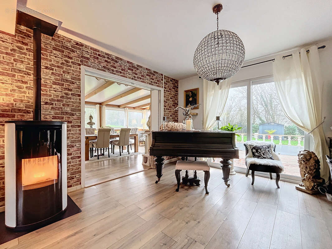 Maison à VILLERS-BOCAGE