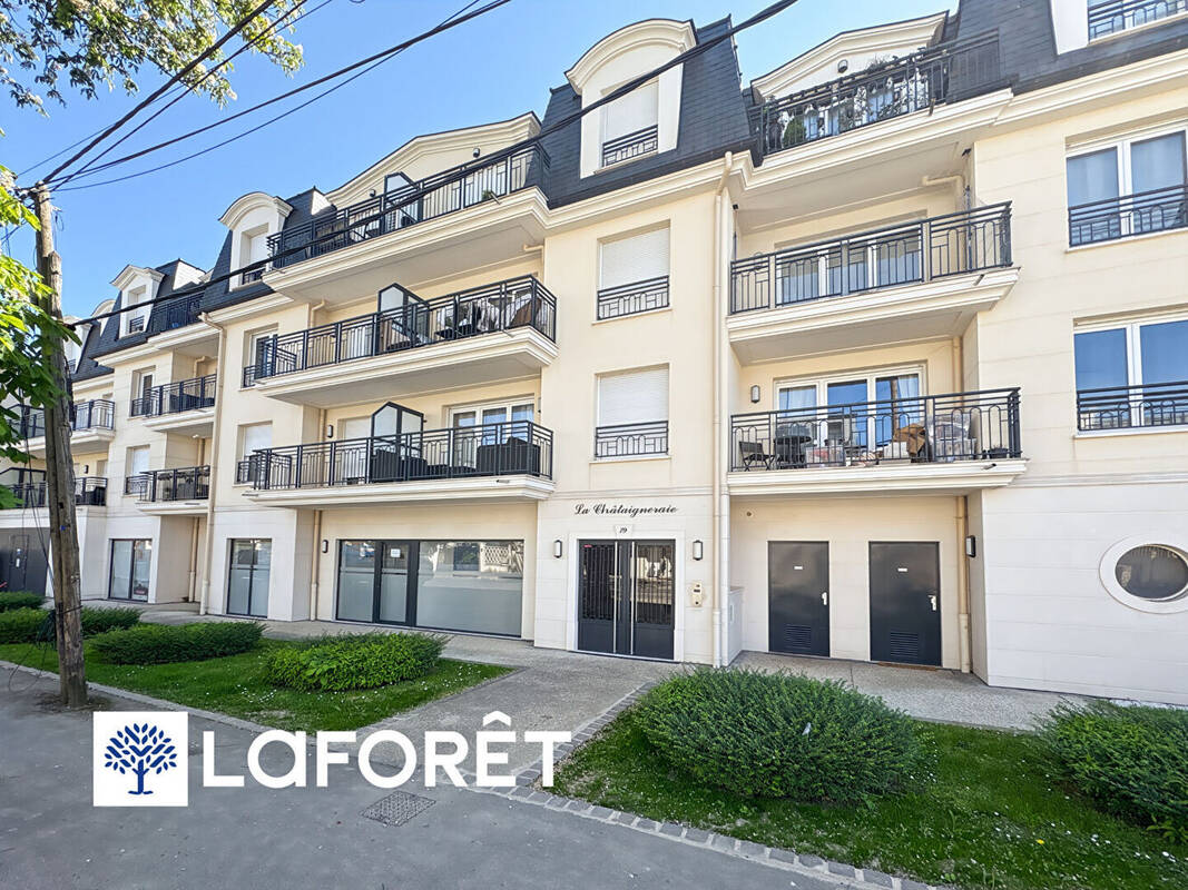Appartement à SAINTE-GENEVIEVE-DES-BOIS