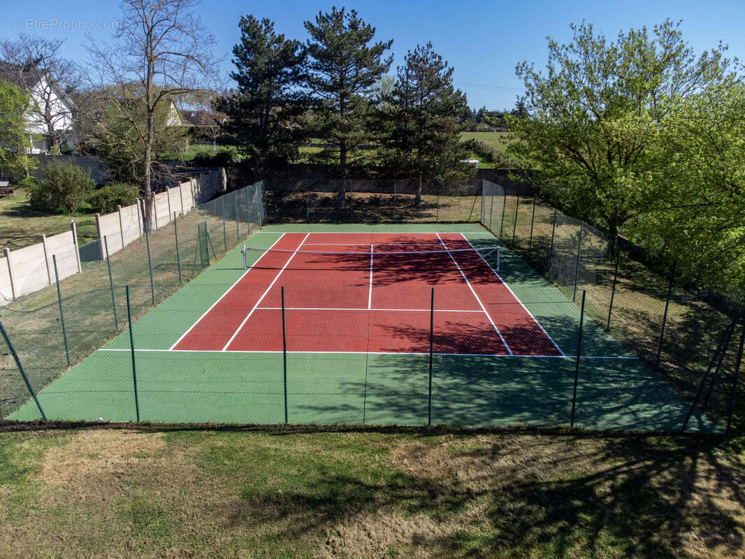 Propriété 5ha   4 maisons   piscine   tennis   idéal gîtes - photo 28