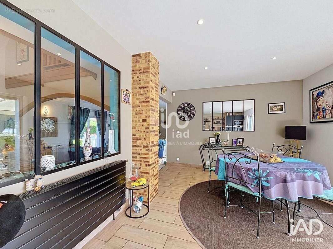 Maison 190 m² à Follainville-Dennemont  - photo 9