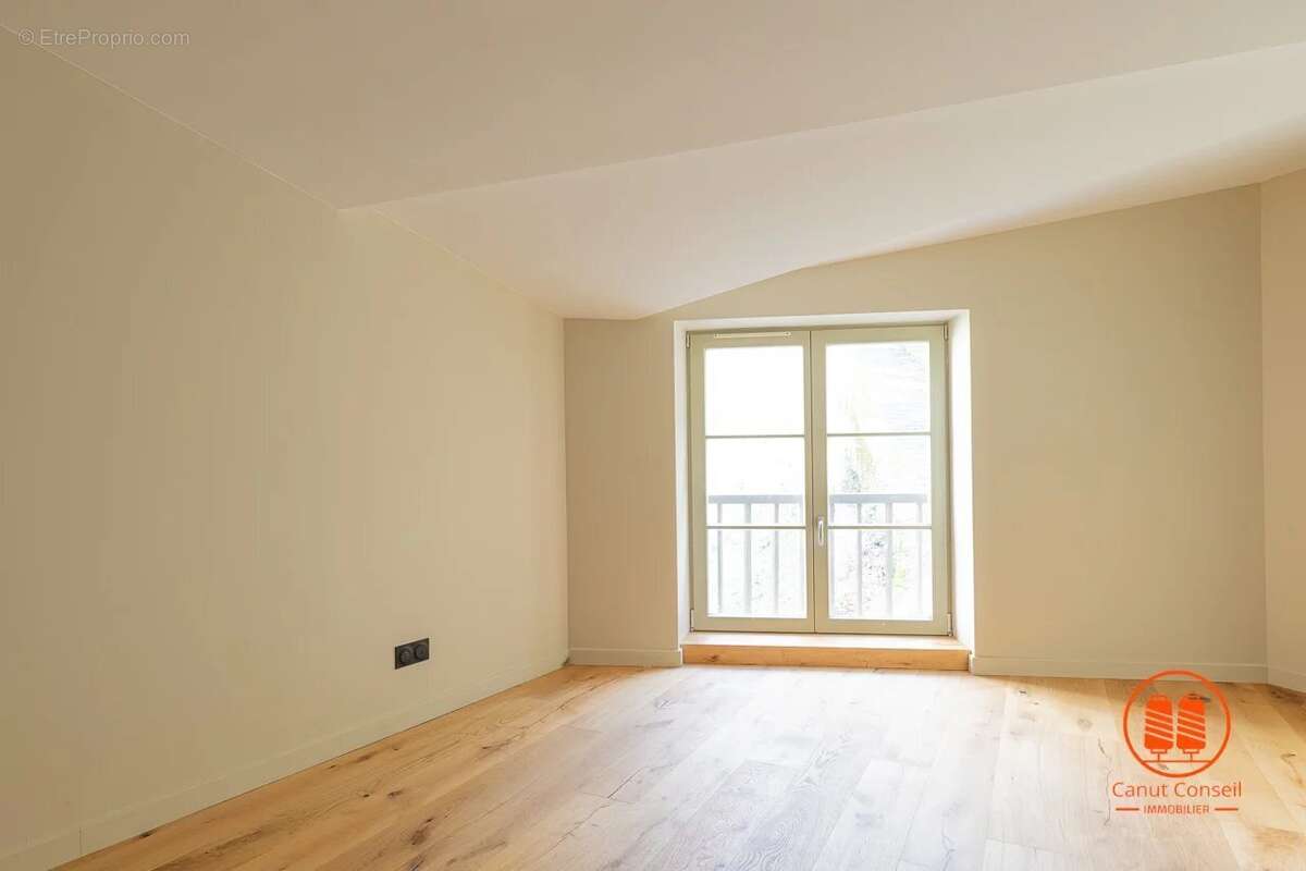 Appartement à LYON-1E