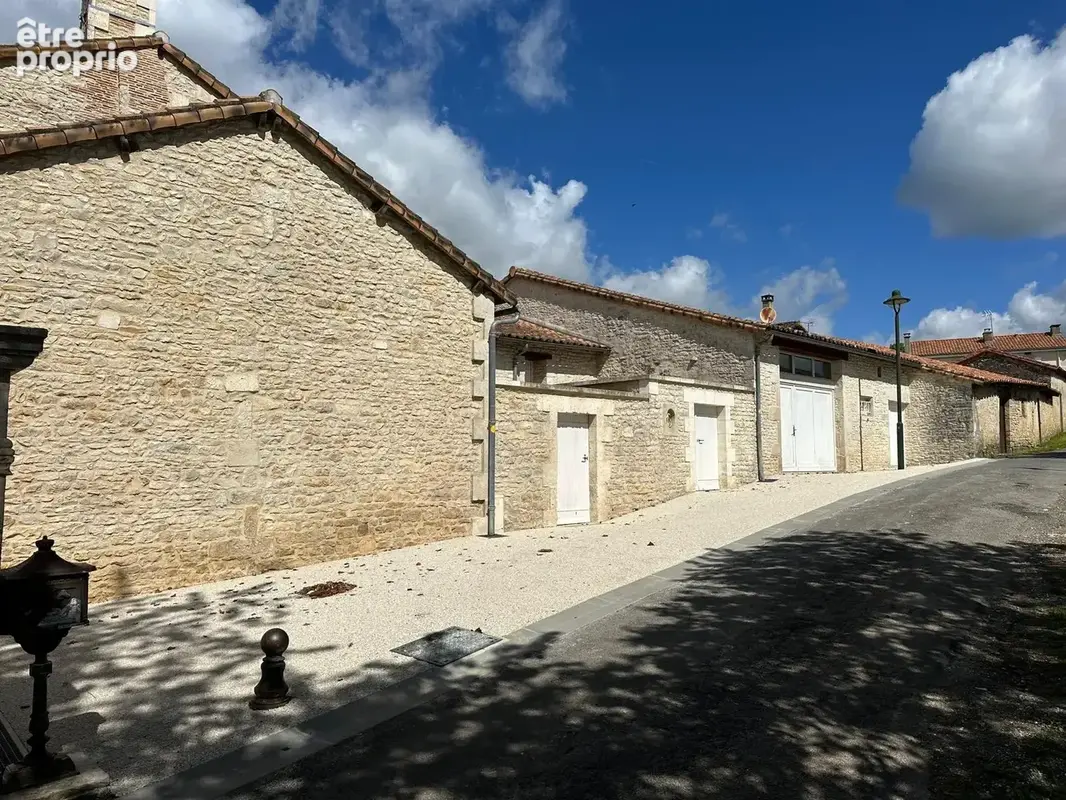 Ancien presbytere à 5 km  de ruffec - photo 7