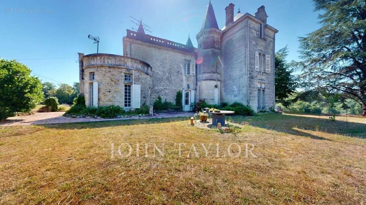 Chateau - 23 hectares - 30 minutes de Bordeaux - photo 18