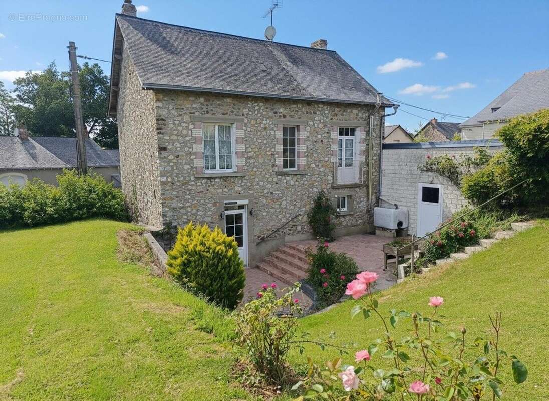 Photo 3 - Maison à LE BOURGNEUF-LA-FORET