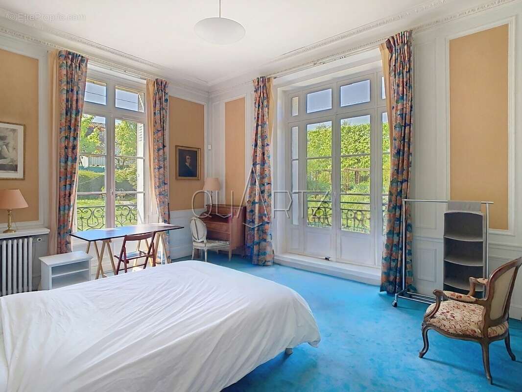 Appartement à LE CHESNAY