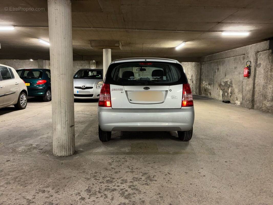 Parking à PUTEAUX