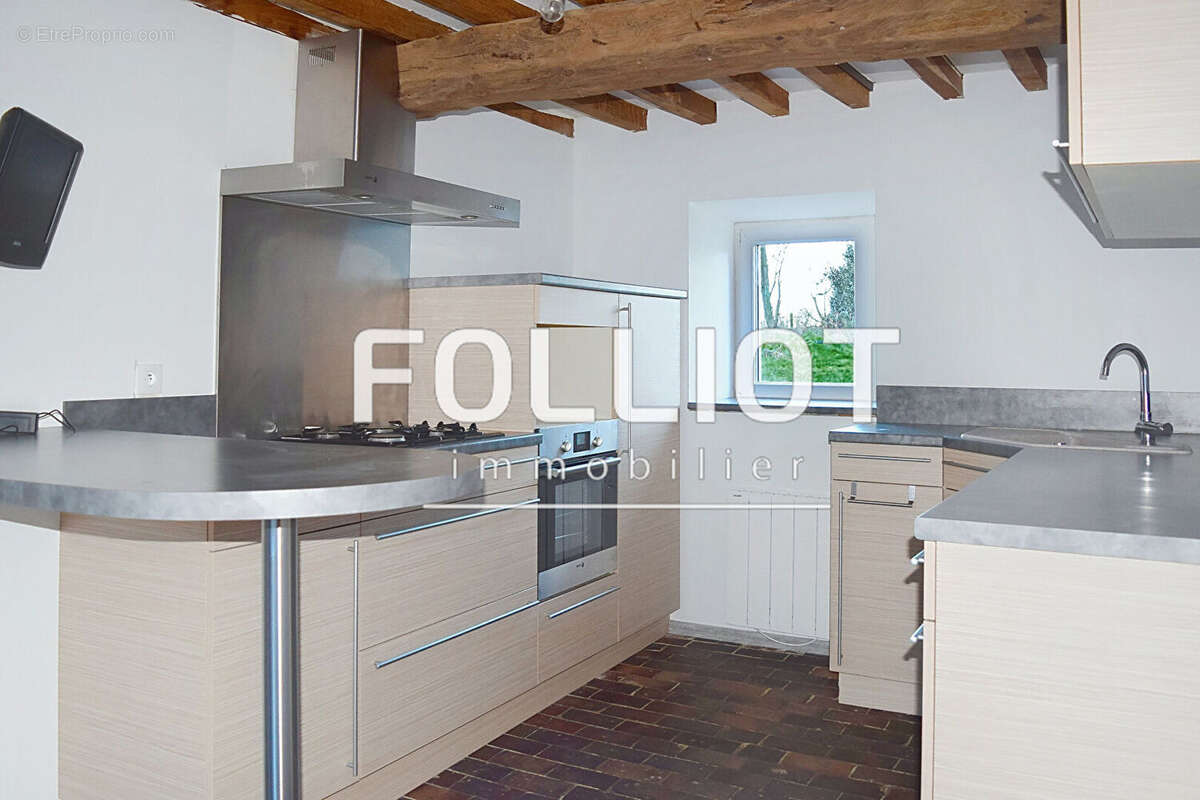 Maison à SAINT-SAUVEUR-LENDELIN