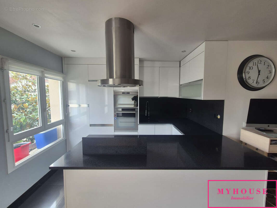 Appartement à BAGNEUX