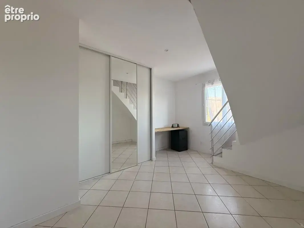 Saint Symphorien sur Saône, Maison de 120,87 m² , 4 chambres, double garage, terrain 696m² - photo 6