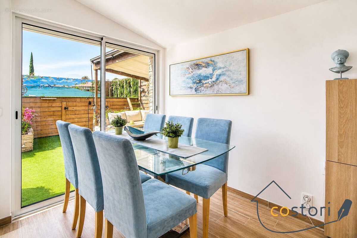 Appartement à LE MUY
