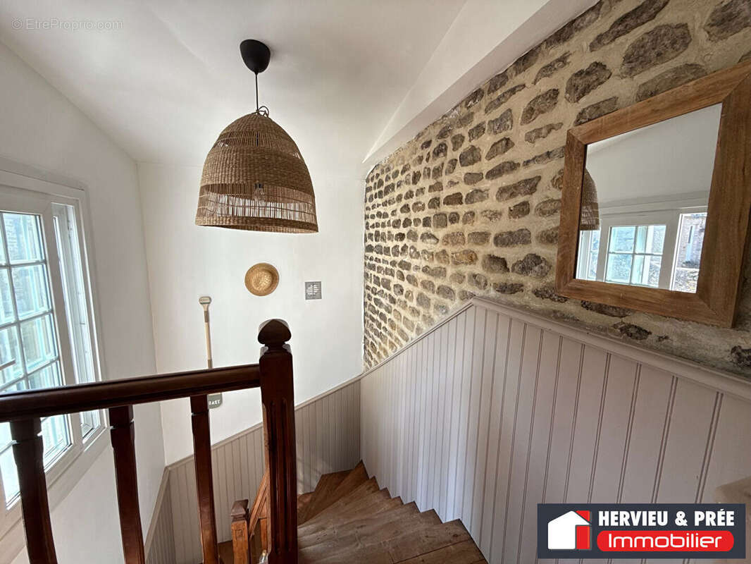 Maison à LUC-SUR-MER