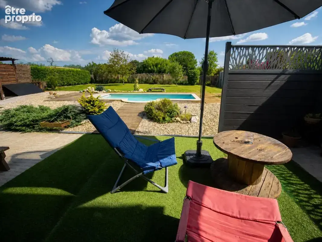 CUDOS – Maison récente de 81 m2 avec jardin, piscine et garage - photo 2