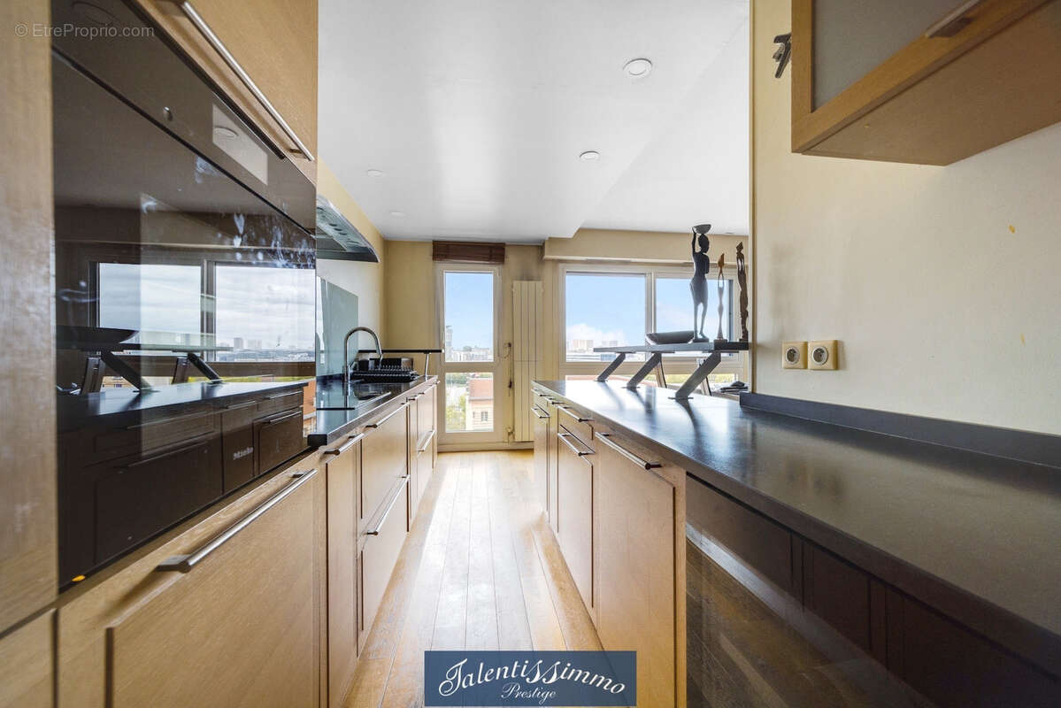 Appartement à PARIS-12E