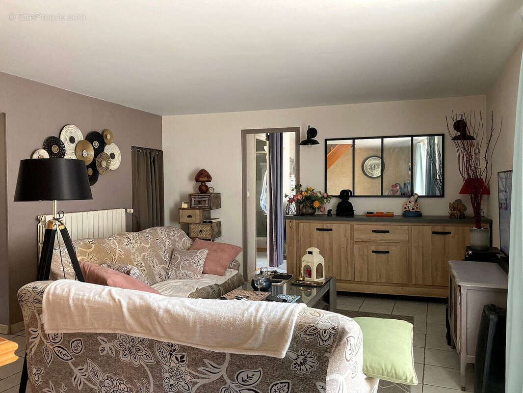 Appartement à PRAYSSAC