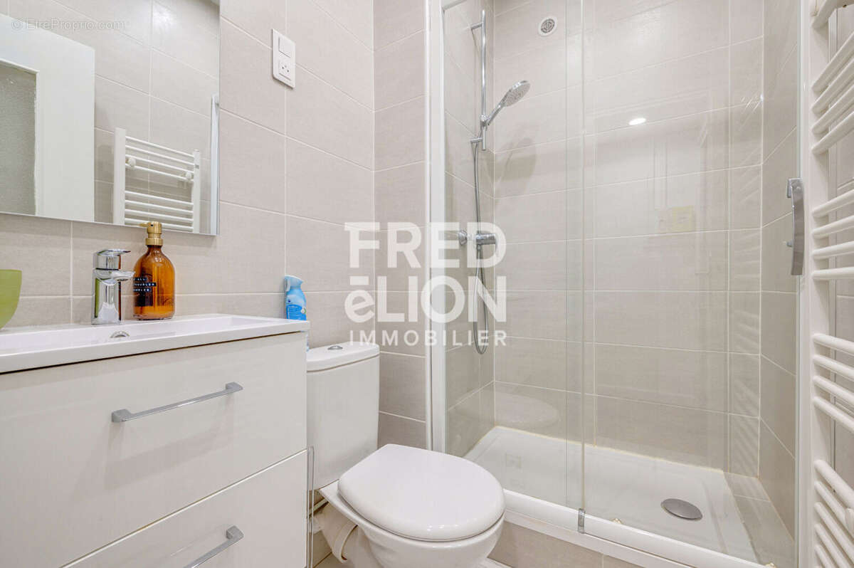 Appartement à PARIS-15E