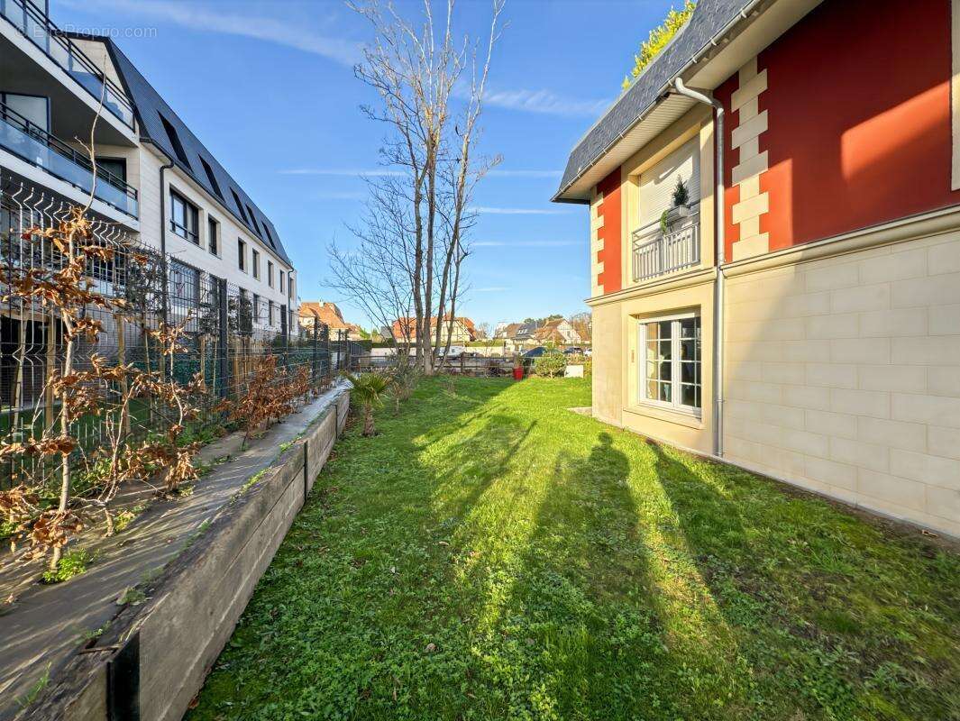 Appartement à BENERVILLE-SUR-MER