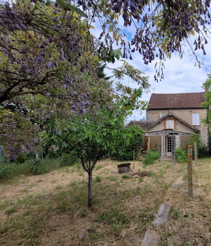 Maison à VOUSSAC