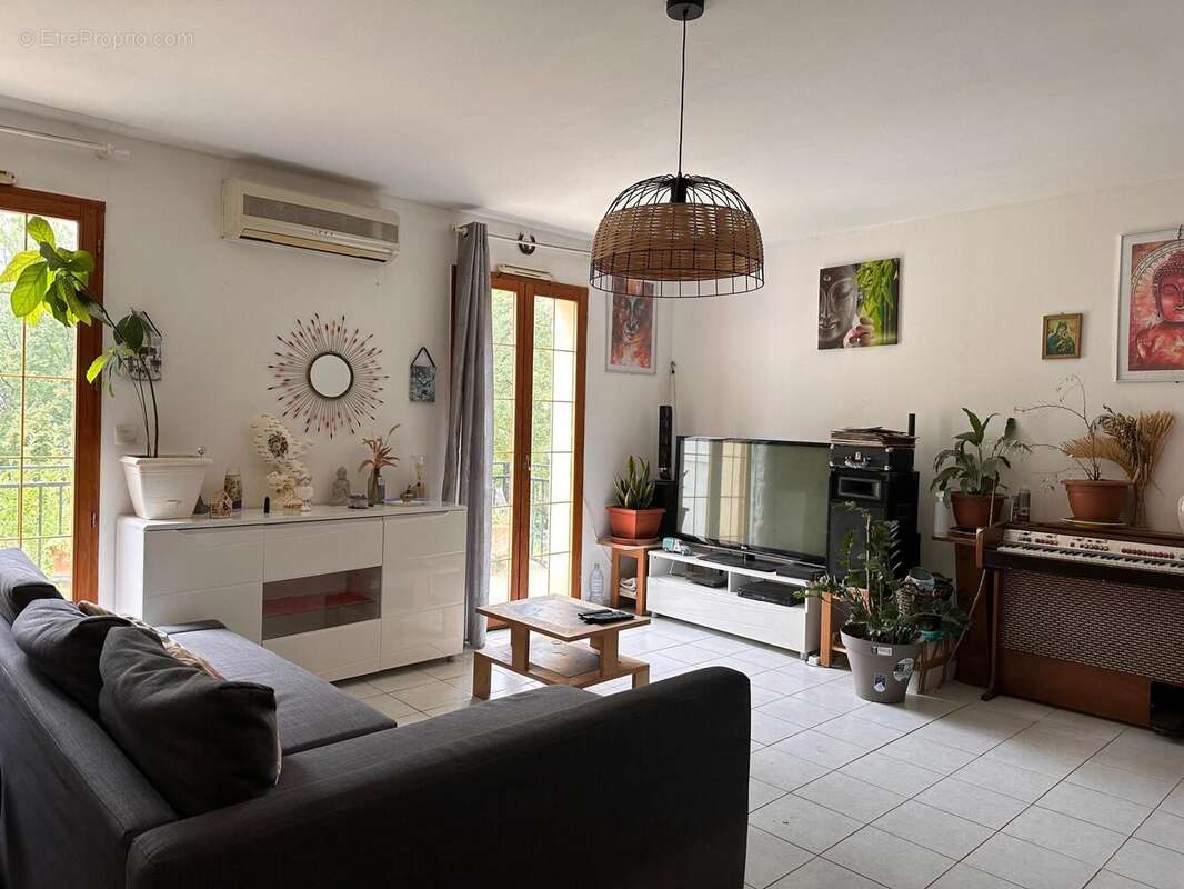 Photo 3 - Maison à MONTREUIL-AUX-LIONS