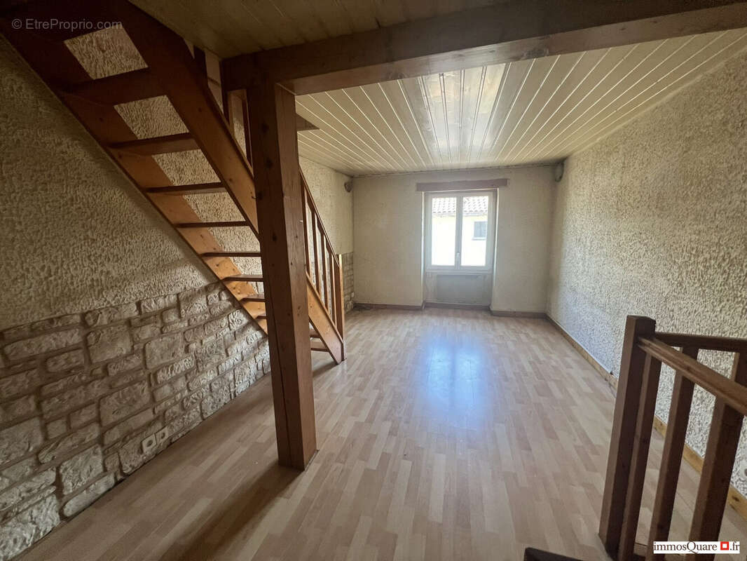 Maison à CROLLES