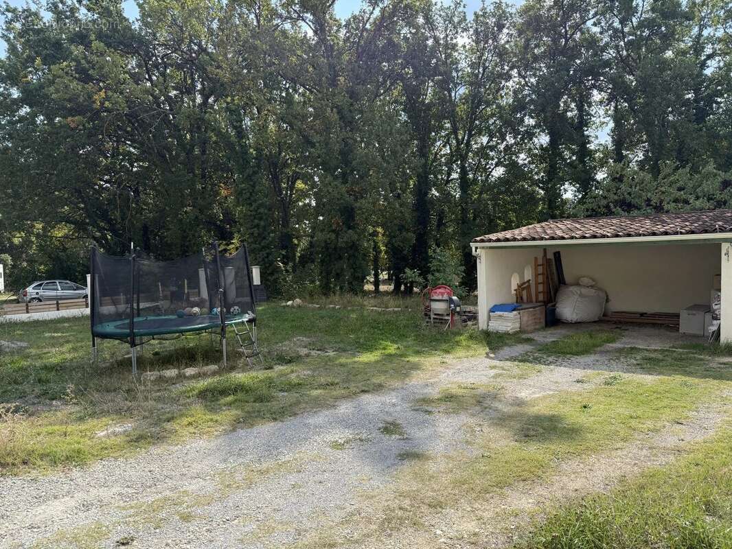 Terrain à PIERREVERT