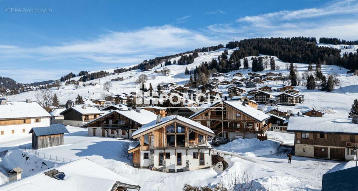 L’élégance alpine en pied de pistes : superbe chalet 4 chambres à Crest-Voland - photo 17