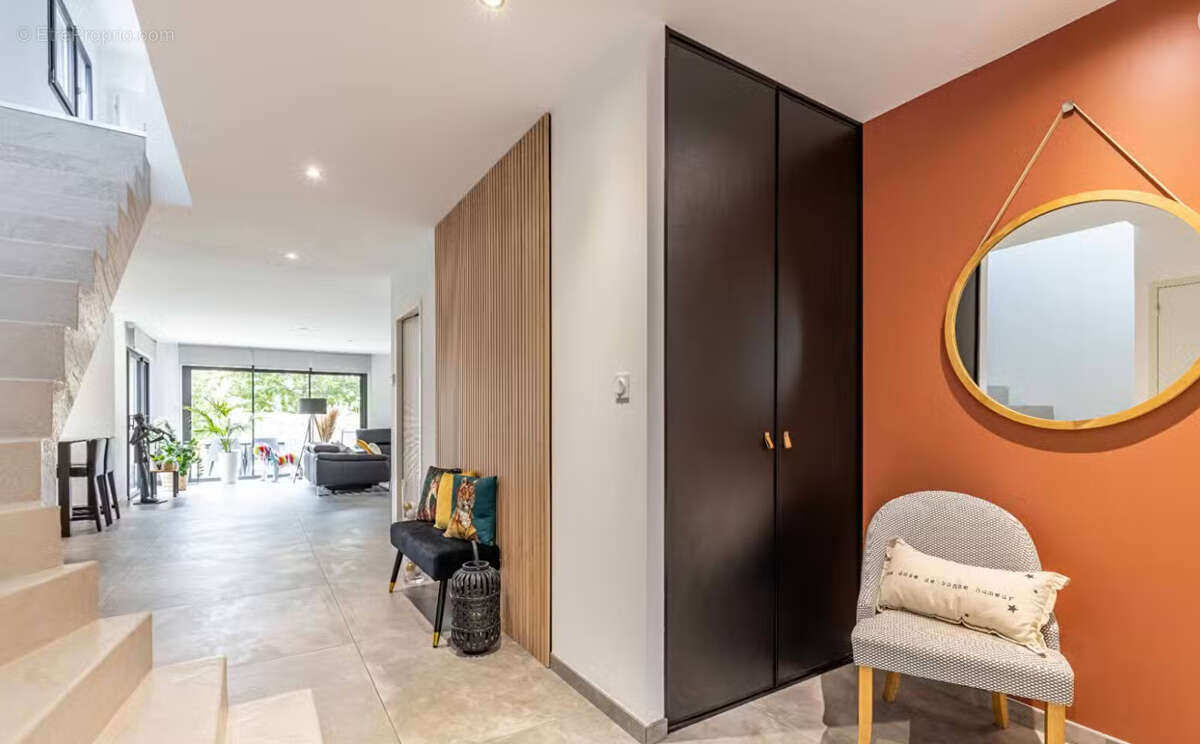 Maison à VERN-SUR-SEICHE