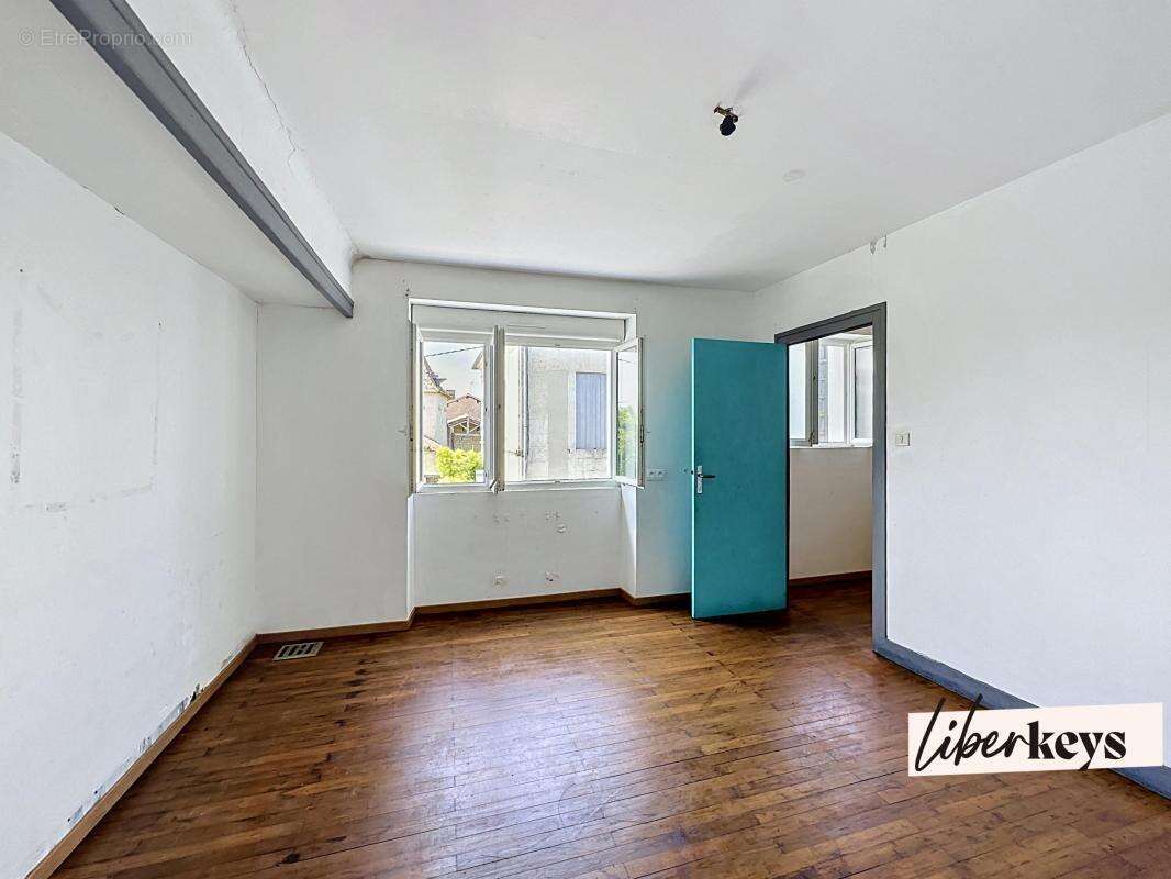 Maison à DEVIAT